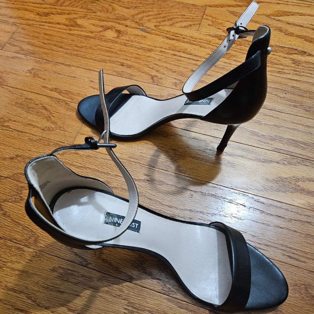 Naturalizer Black Leather Open Toe Heels